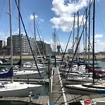 At Sea - Jachthaven Apartment *