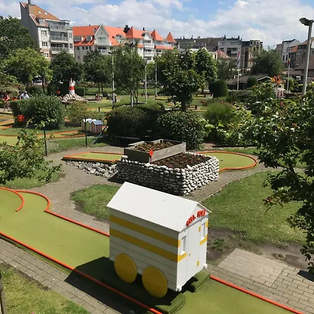 At Sea - Jachthaven *